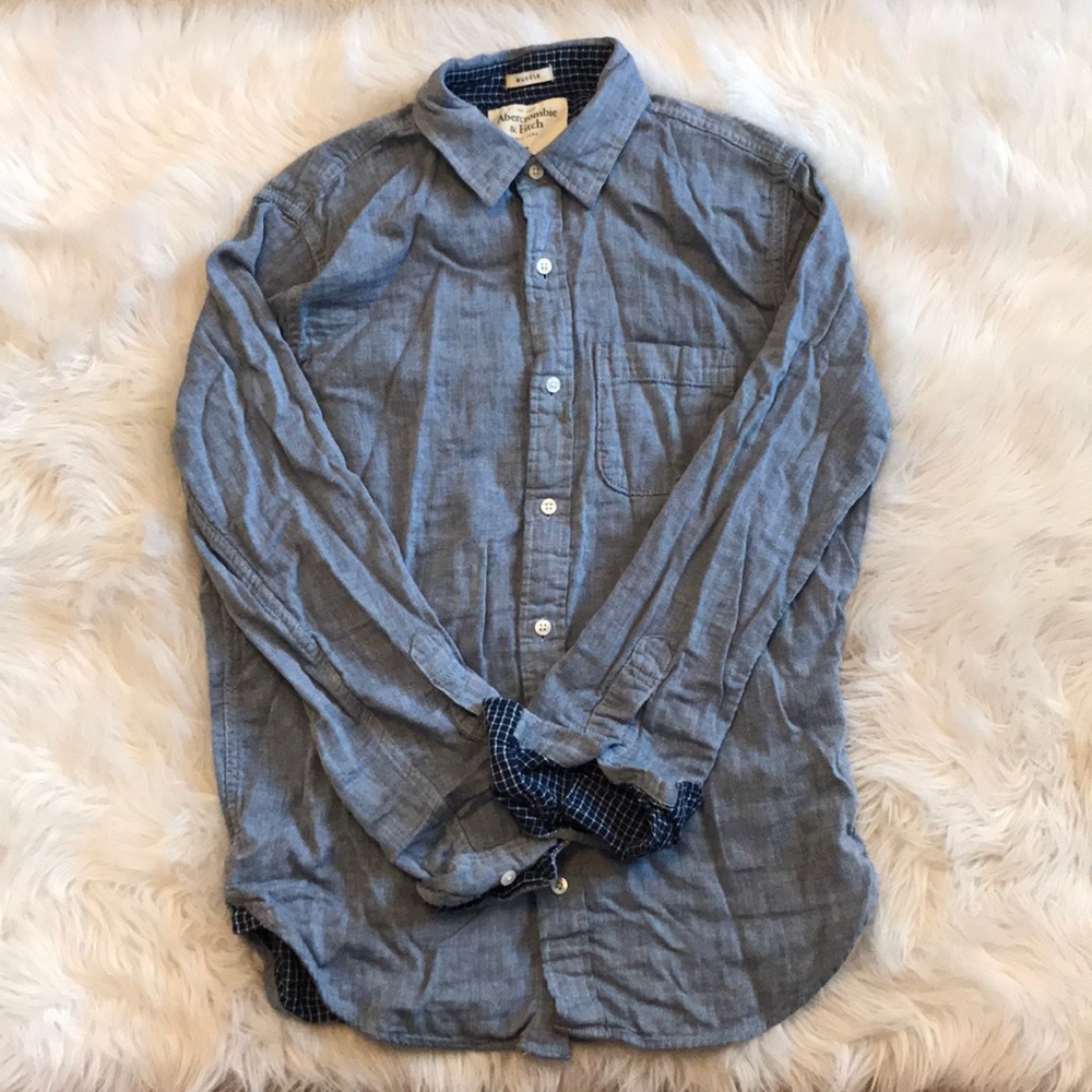 Abercrombie & Fitch Button up